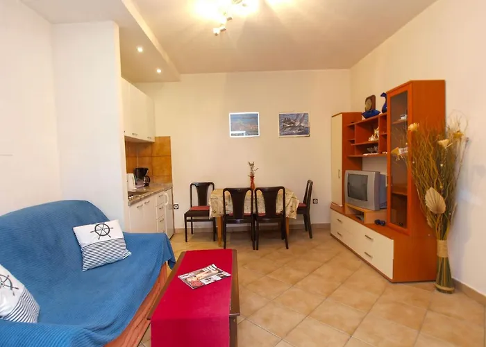 With Parking Space - 19686 Apartman Medulin