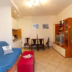 With Parking Space - 19686 Apartamento Medulin